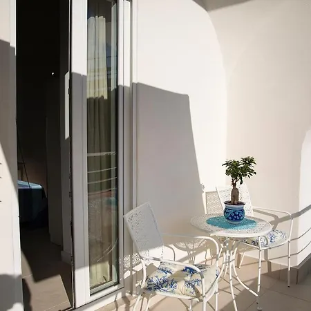 Amami Bed and Breakfast Vietri