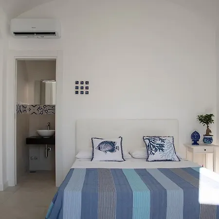 Amami Bed and breakfast