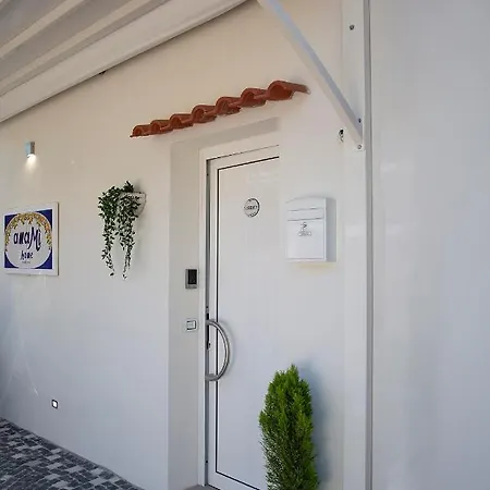 Amami Bed & Breakfast